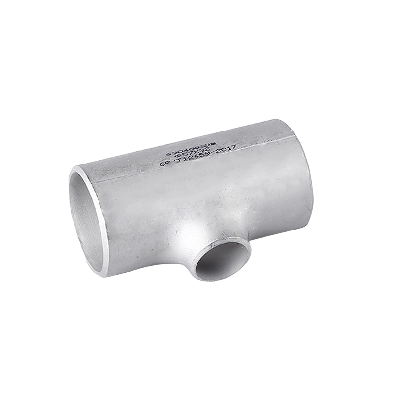 Tees pereduksi pipa stainless memberikan transisi antara berbagai pipa diameter
